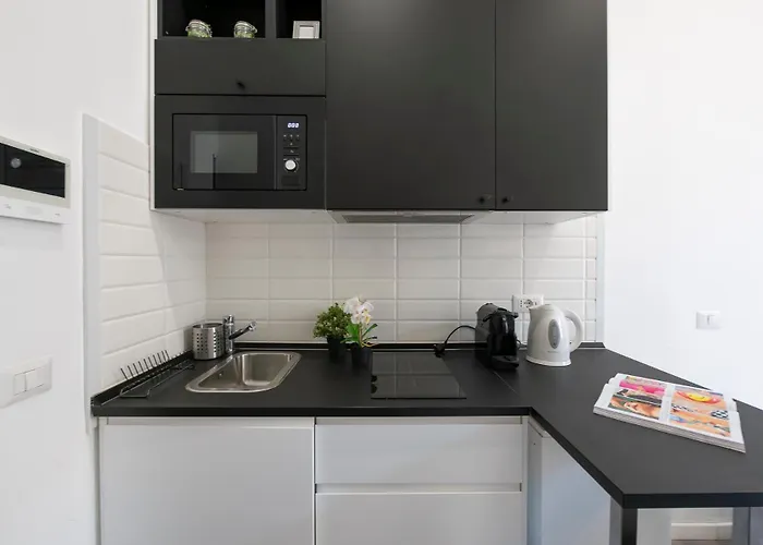 Apartment Ihost - Lomellina 14a Milan